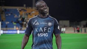 كاف يصدم ساديو ماني بطلب مثير