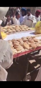 شاهد بالفيديو( من الحقل إلى المائدة)مزارع يكسر احتكار الوسطاء ويقدم نموذجاً للأمن الغذائي