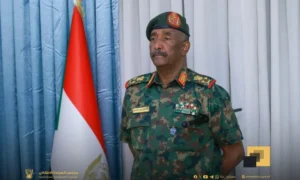 المبعوث الأممي يحمل للبرهان رسالة تهدئة ويدعو لتهيئة بيئة مواتية للسلام في السودان